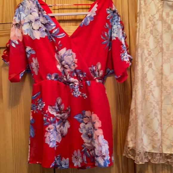 Romper - Picture 1 of 3